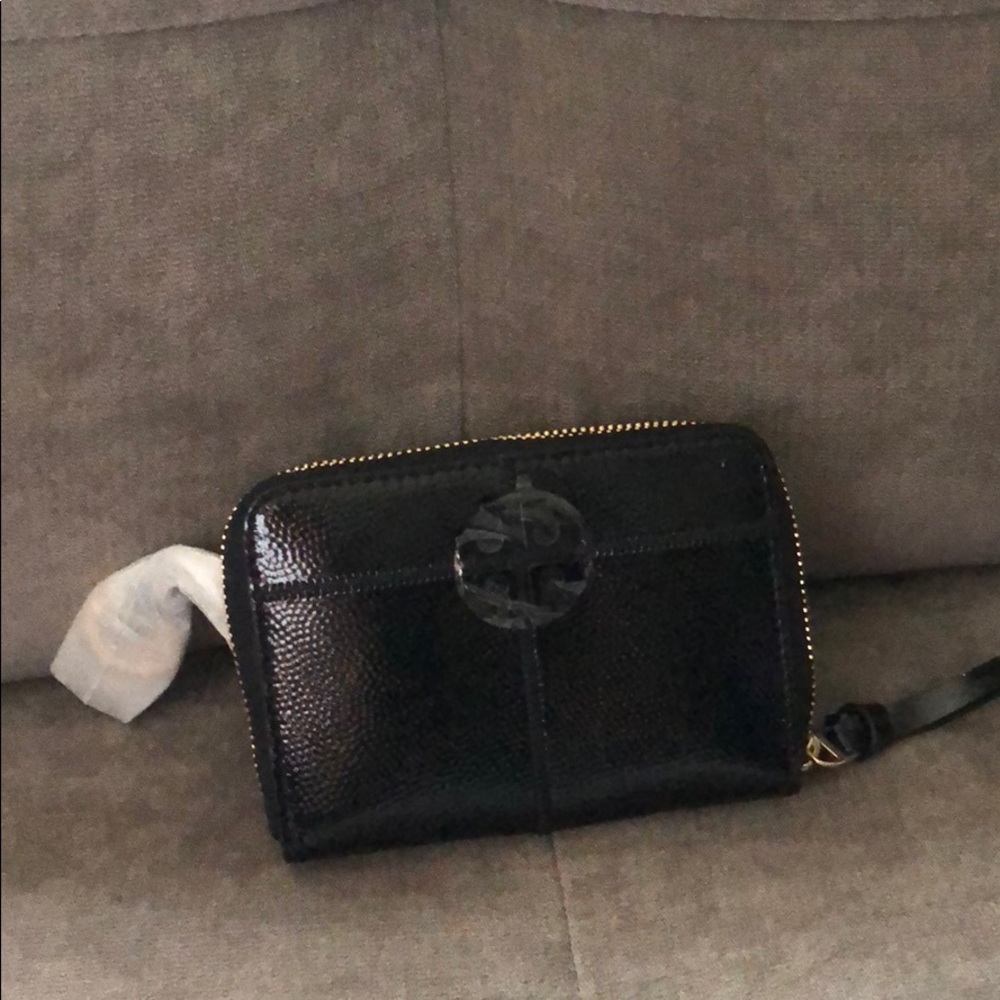 Tory Burch wallet